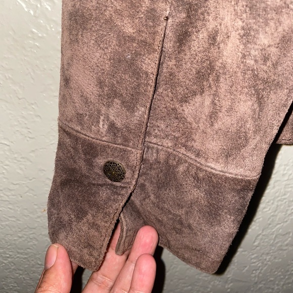A.M.I. Leather Suede Jacket. Large . Long Sleeve. Fully Lined.Tan  brown Color - Picture 7 of 7